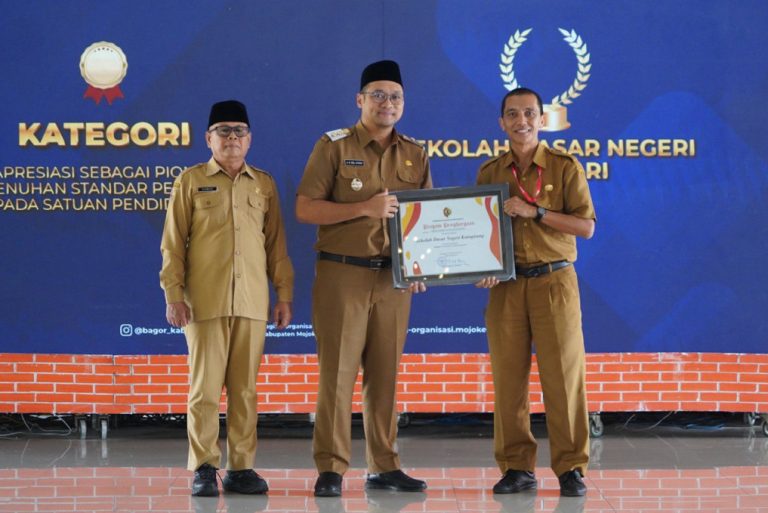 SDN Kutogirang Ditetapkan sebagai Pioner Pemenuhan Standar Pelayanan, Perkuat Komitmen Memberikan Layanan Pendidikan Prima